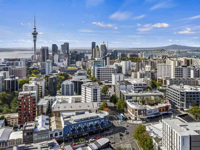 High Profile K'Road Corner Opportunity