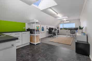 PROFILE. POSITION. PRESENCE - KAPITI RD