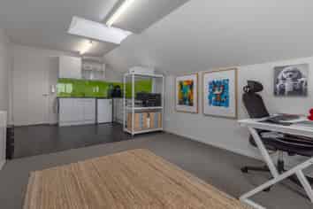 PROFILE. POSITION. PRESENCE - KAPITI RD