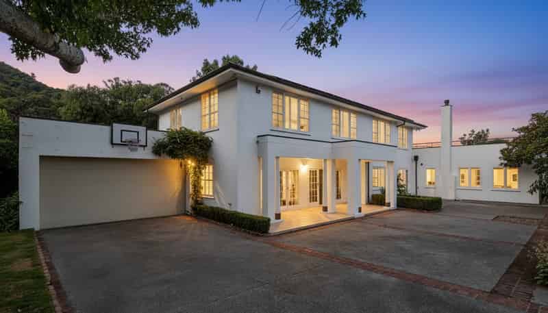 25 Cheviot Road, Eastbourne