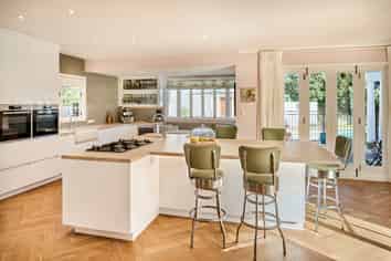 25 Cheviot Road, Lowry Bay, Eastbourne