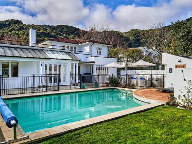 25 Cheviot Road, Eastbourne