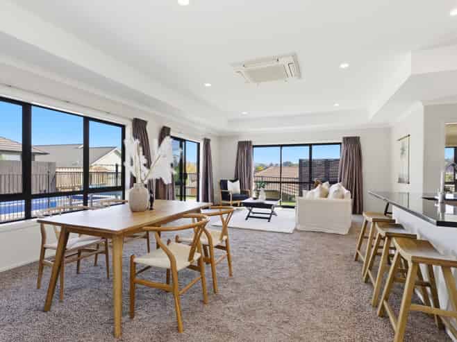 14 Caldera Crescent, Pyes Pa