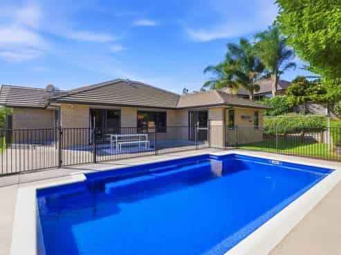 14 Caldera Crescent, Pyes Pa