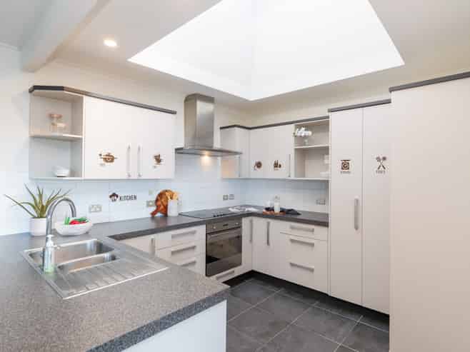 171 Miromiro Road, Normandale