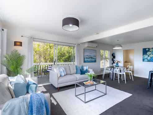 171 Miromiro Road, Normandale