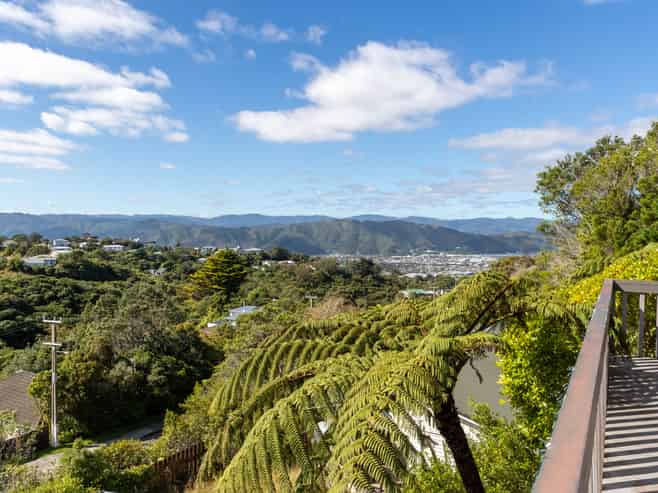 171 Miromiro Road, Normandale