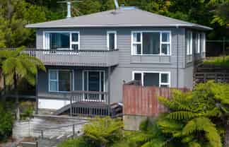 171 Miromiro Road, Normandale