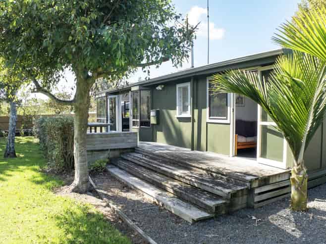 8 Katrin Place, Mahia