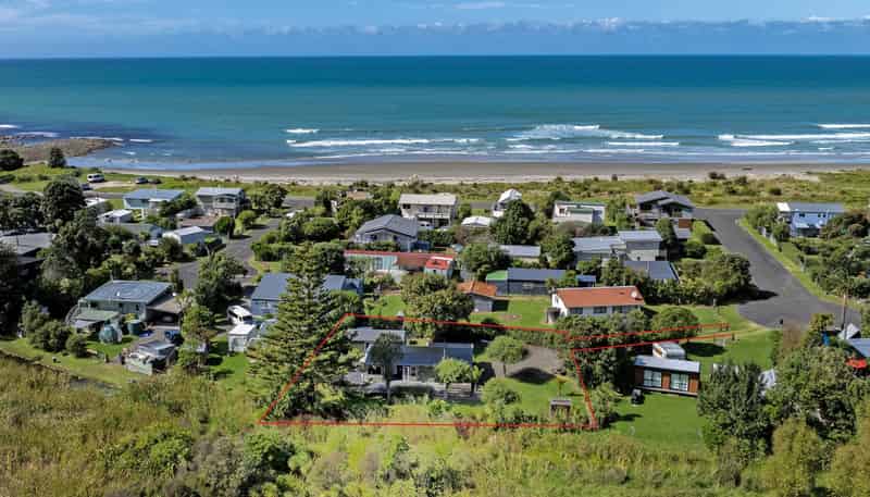 8 Katrin Place, Mahia