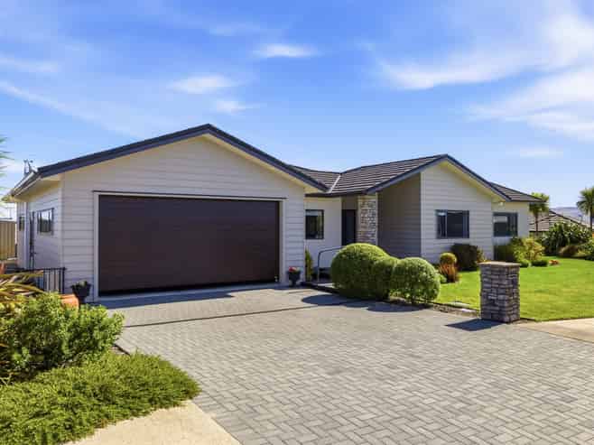 6 Tuhua Close, Wharewaka