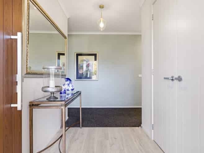 6 Tuhua Close, Wharewaka