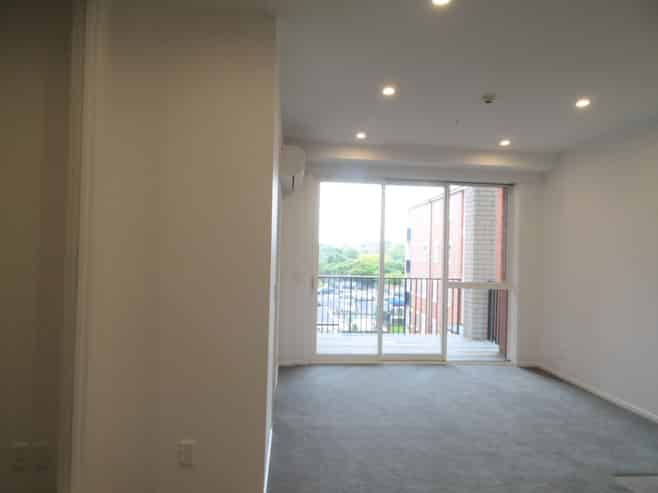 208/1C Soljak Place, Mount Albert