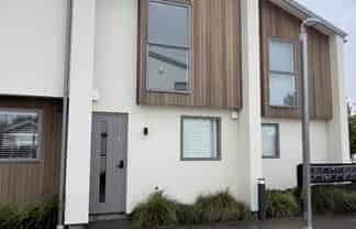 4/7 Lindores Street, Addington