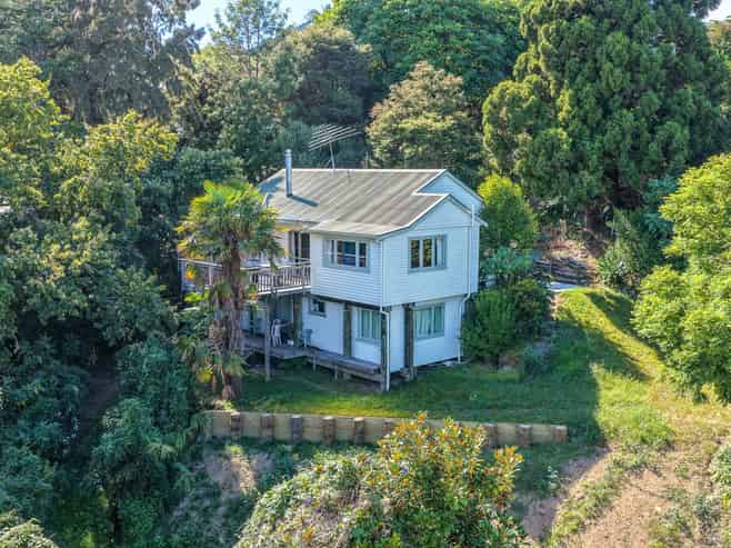 111B Grafton Road, Thames