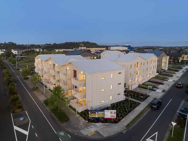 6/8 Glidepath Road, Hobsonville