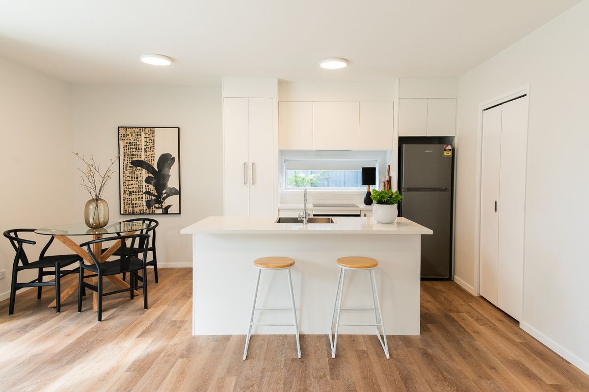 6/8 Glidepath Road Hobsonville - Mehr