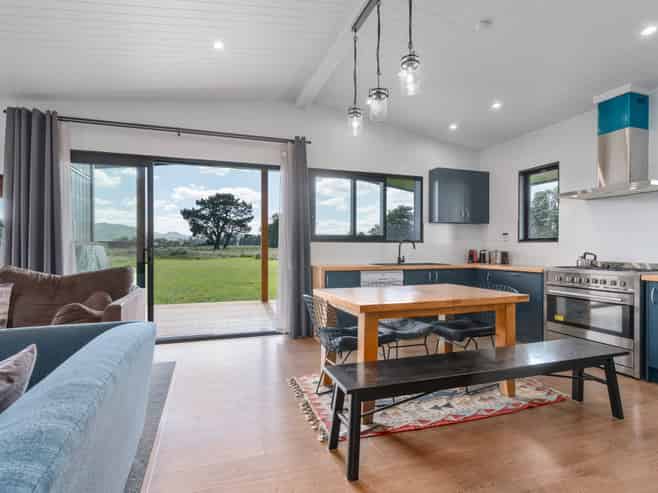 158 Haringa Road, Carterton