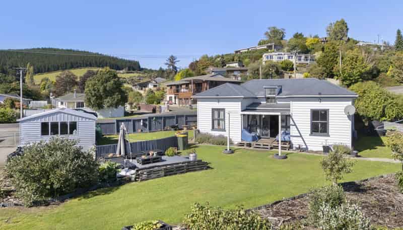 10 Sandown Street, Waihola