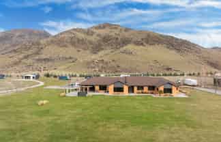 10 Hardacre Place, Omarama