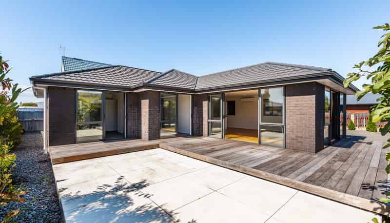 6a West Place, Greenmeadows