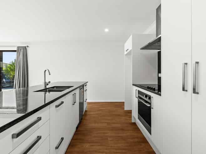 6a West Place, Greenmeadows