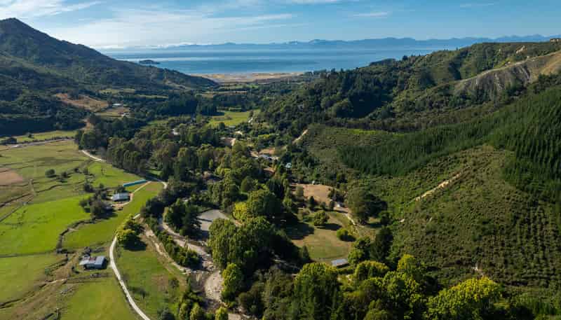 217 Harvey Road, Marahau
