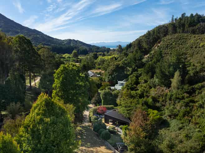 217 Harvey Road, Marahau