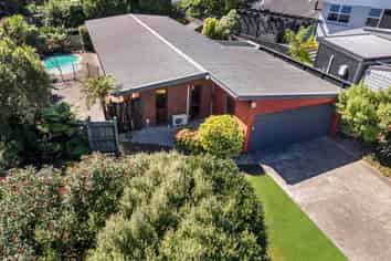 10 Iles Road, Lynmore