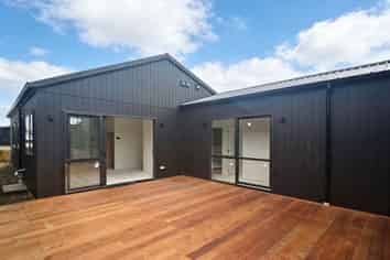 67 Huanui Drive, Orewa