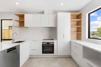 40 Koura Road, Flat Bush