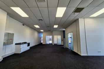 High-profile corner site with quality fitout