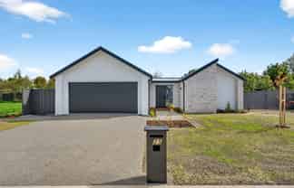 25 Sir Bob Charles Drive, Masterton