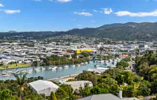 34 Punga Grove Avenue, Riverside