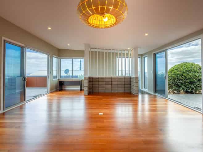 34 Belle Terrace, Onetangi