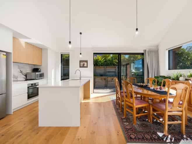 11 Sarges Way, Lake Hawea