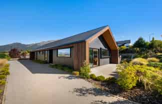 11 Sarges Way, Lake Hawea