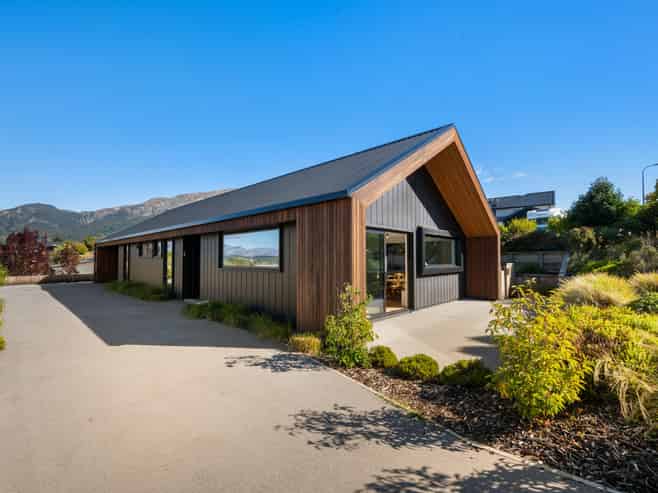 11 Sarges Way, Lake Hawea