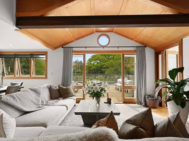 73 Friedlander Road, Eureka