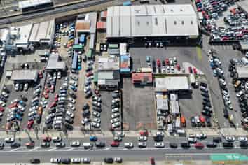 High-Profile Car Yard | Great South Road Exposure