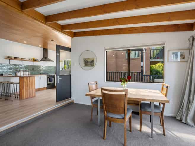 71 Wynyard Crescent, Fernhill