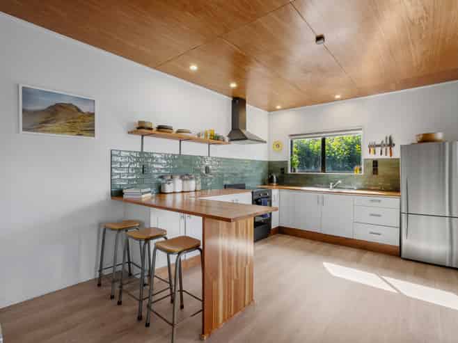 71 Wynyard Crescent, Fernhill