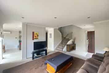  Coachman Drive, Flat Bush