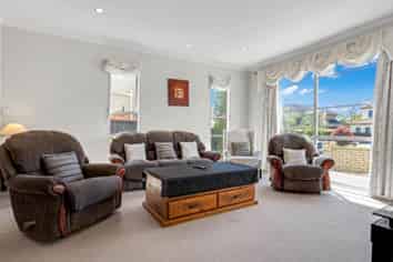 51 Coachman Drive, Flat Bush