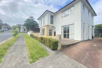  Coachman Drive, Flat Bush