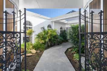 93 Waratah Street, Matua