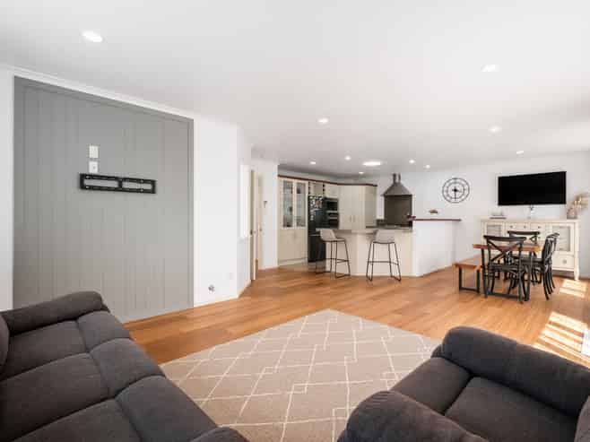 2 Holly Place, Rototuna North