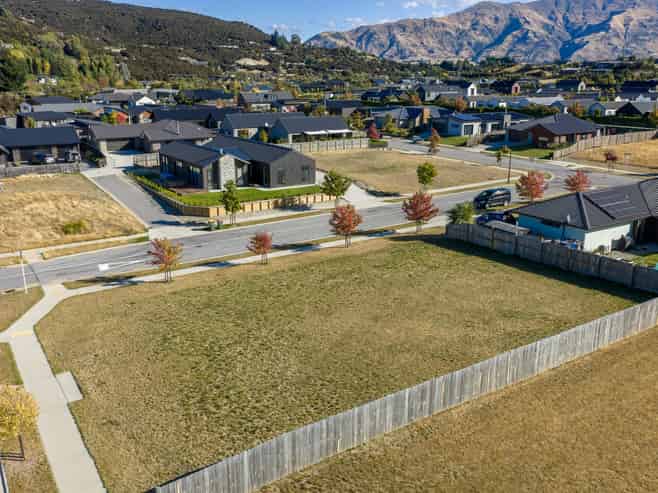 7 Rua Street, Wanaka