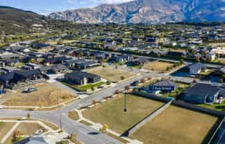 7 Rua Street, Wanaka