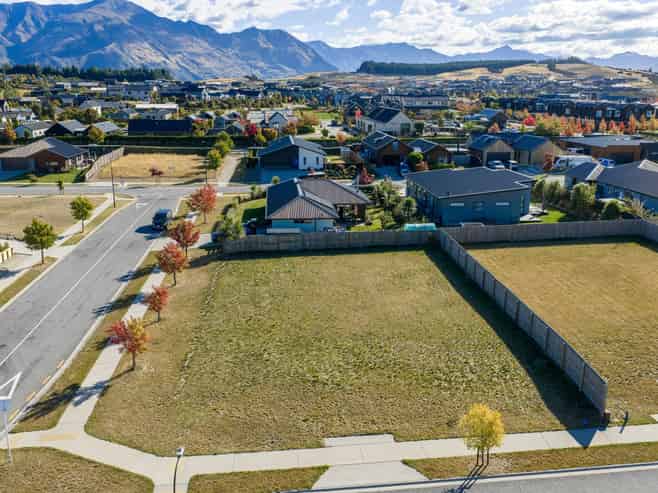 7 Rua Street, Wanaka